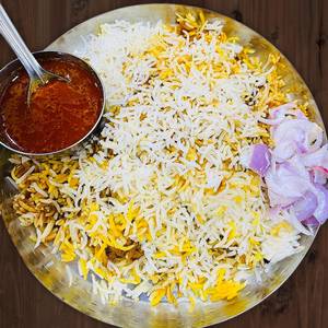 Hydrabadi Chicken Biryani 1Kg