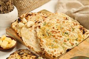 Cheese Garlic Naan