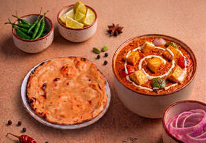 Paneer Tikka Masala With Roti Combo