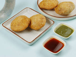 Matar Kachori [1 Pc]