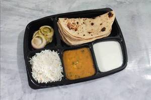 Kaju Korma Thali