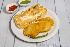 Tagda Tandoori Bhajiya Pav