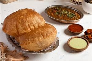 Puri Cholle