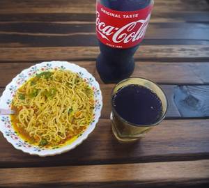Paneer Masala Maggi + Cold Drink [200 Ml]