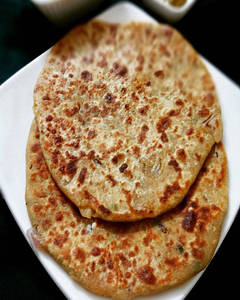 Aloo Pyaj Paratha