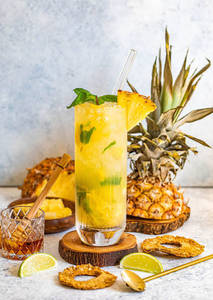 Pineapple Mojito