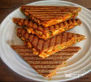 Paneer Peri Peri Cheese Plain Sandwich