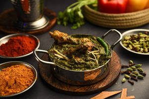 Boneless Chicken Saag Fry