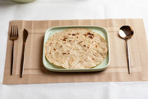 Medium Jwari Bhakri [1 Pcs]