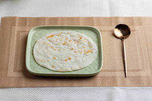 Medium Tandul Bhakri [1 Pcs]