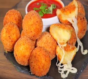 Potato Cheese Garlic Shots ( 20 Pcs )