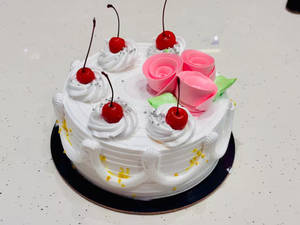 Vanilla Cake (Eggless)