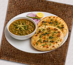 Matar Kulche
