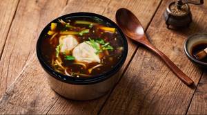 Veg Dumpling Noodle Soup
