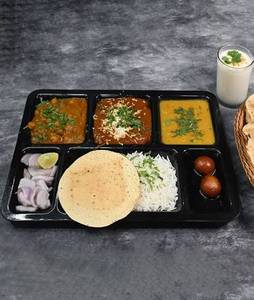 Fixed Punjabi Thali