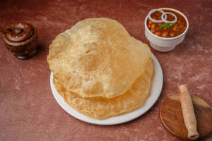 Chole Poori (2pcs)