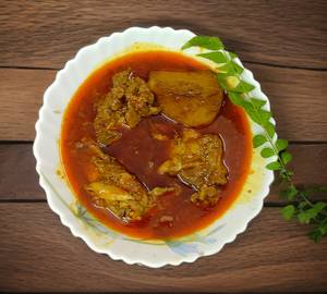 Chicken Curry 4 Pcs With Aloo