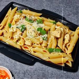 Hello Cafe Spl Chicken Penne Pasta