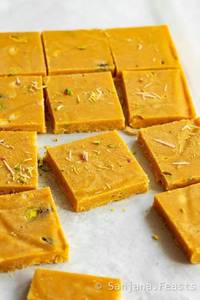 Besan burfi