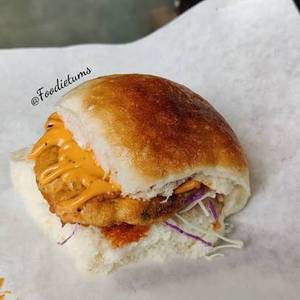 Peri Peri Vada Pav