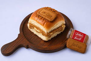 Biscoff Bun Maska