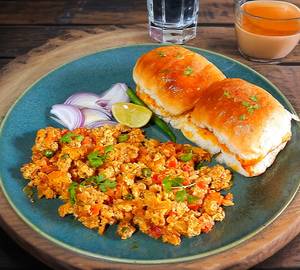 Egg Bhurji Pav