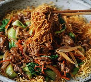 Mee Goreng indonesian noodles [veg/chi/prawns]