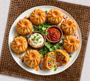 Veg Fried Momos 8 pieces