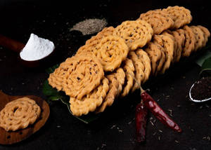 Hand Murukku  - Spicy (250 Gms)