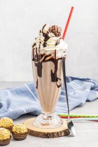 Ferrero Rocher Milkshake without Ice Cream