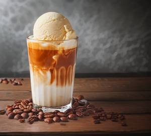 Cold Coffee with Ice Creme