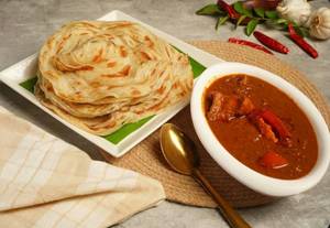 4 Porotta & Chicken Curry