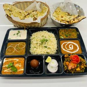 24/7 Special Thali