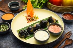 Black And White Fish Dimsum