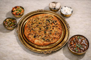 Mushroom Paneer Kulcha