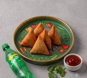 Combo Veg Breaded Samosa 5-Pieces & Sprite 250Ml