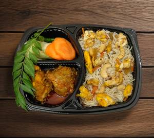 Egg Fried Rice With Chicken Gravy And 1 Pcs Aloo Thali