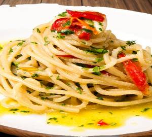 Veg Spaghetti Aglio Olive Pasta