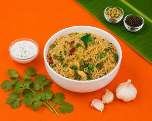 Vegetable Pulao (1 Bowl )