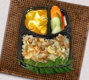 Chicken Fried Rice With Paneer Masala 4 Pcs Thali