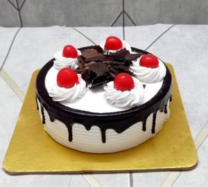 Black Forest Cake (500Gm)