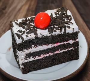 Black Forest Pastry [100 G]