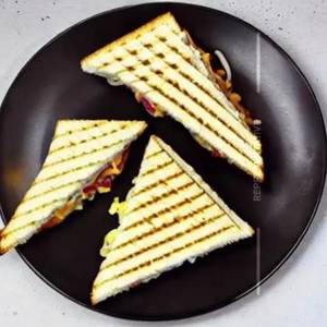 Chilly Cheese Sandwich