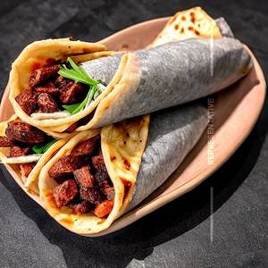 Black Chips Roll