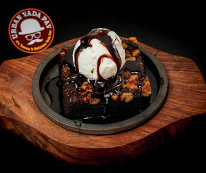 New Urban Sizzler Brownie With Vanilla