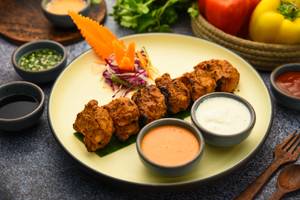 Tikka Momo