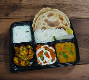 Deluxe Thali