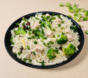 Chicken Broccoli Herb Rice