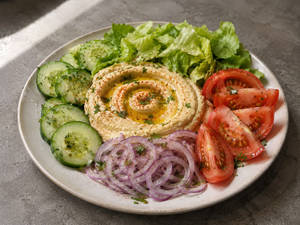 Healthy Hummus Salad