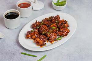 Tengra Style Chilli Chicken Dry with Bone (10pcs)